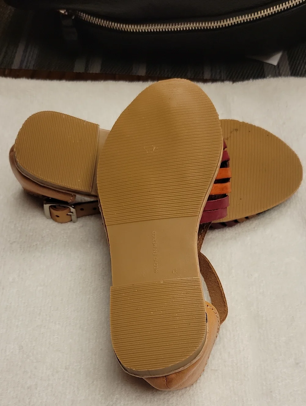N/A handwoven leather